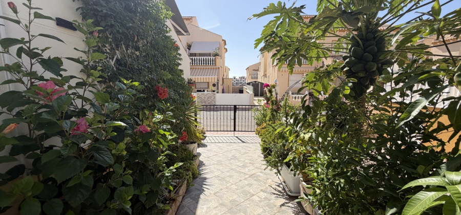 Los Altos, Alicante, 2 Bedrooms Bedrooms, ,2 BathroomsBathrooms,Townhouse,Resale,0,103186310365014336