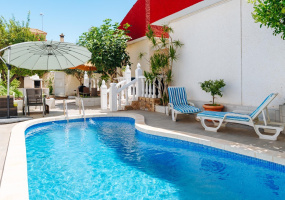 Torrevieja, Alicante, 3 Bedrooms Bedrooms, ,2 BathroomsBathrooms,Villa,Resale,0,75632494533135264