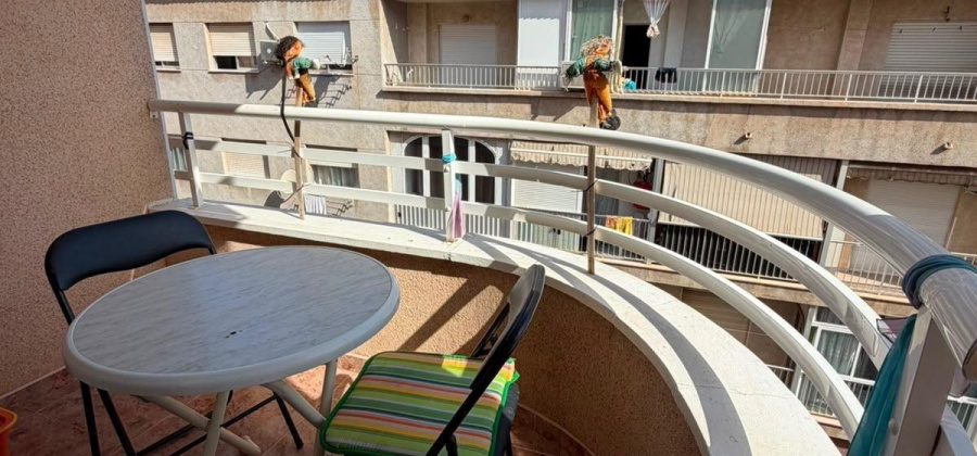 Torrevieja, Alicante, 2 Bedrooms Bedrooms, ,1 BathroomBathrooms,Apartment,Resale,0,75632495298430160