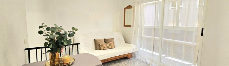Torrevieja, Alicante, 3 Bedrooms Bedrooms, ,2 BathroomsBathrooms,Apartment,Resale,0,75632246156473712