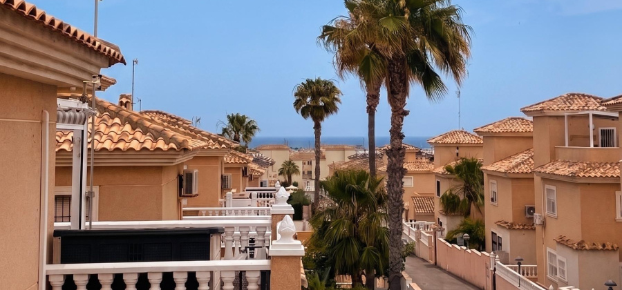 Torrevieja, Alicante, 3 Bedrooms Bedrooms, ,2 BathroomsBathrooms,Villa,Resale,0,7563281706136774