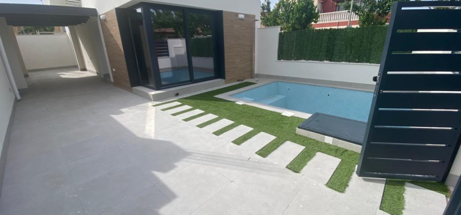 Los Alcazares, Murcia, 3 Bedrooms Bedrooms, ,2 BathroomsBathrooms,Villa,New,0,20955994775498084