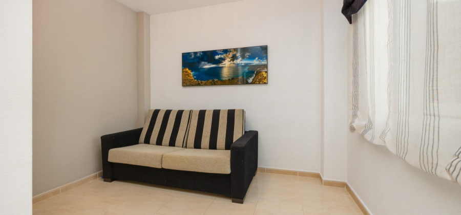 Torrevieja, Alicante, 2 Bedrooms Bedrooms, ,1 BathroomBathrooms,Apartment,Resale,0,75632159881005648