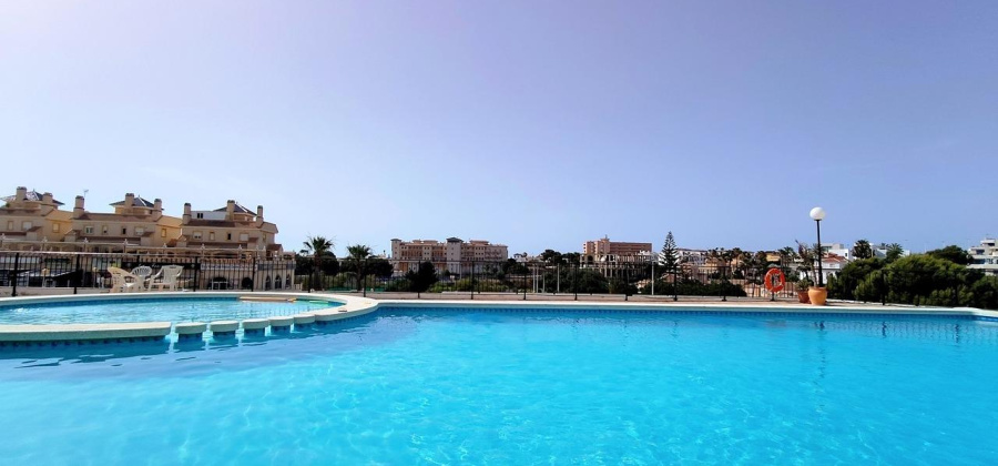 Orihuela Costa, Alicante, 2 Bedrooms Bedrooms, ,1 BathroomBathrooms,Apartment,Resale,0,75632500096424368