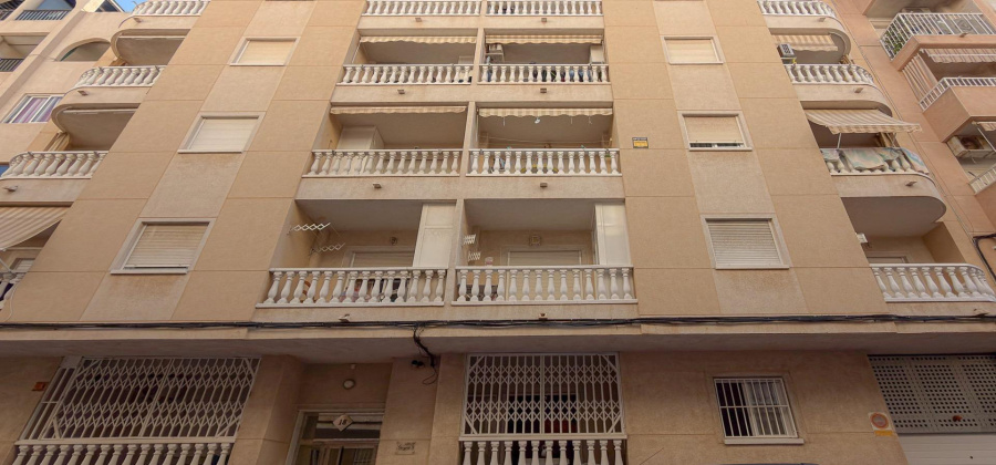 Torrevieja, Alicante, 2 Bedrooms Bedrooms, ,1 BathroomBathrooms,Apartment,Resale,0,7563282263984034