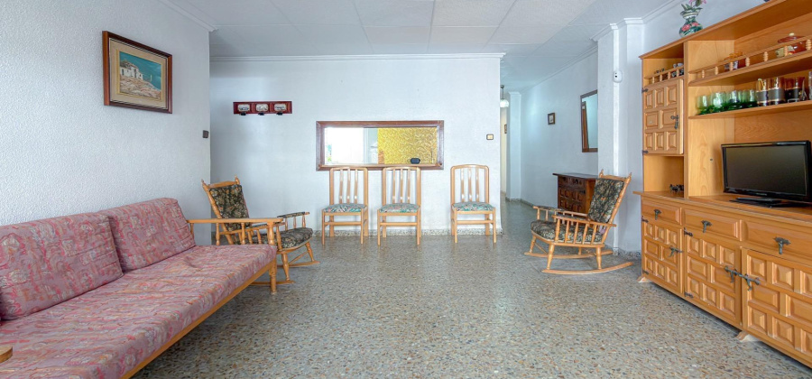 Torrevieja, Alicante, 4 Bedrooms Bedrooms, ,1 BathroomBathrooms,Apartment,Resale,0,75632229086094960