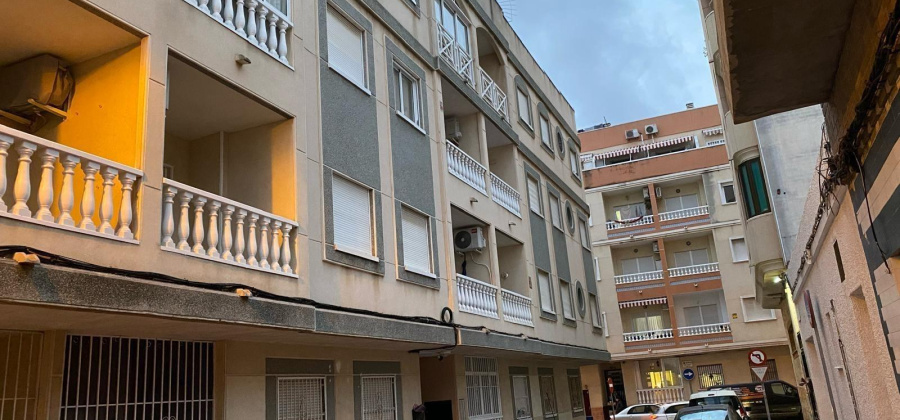 Torrevieja, Alicante, 2 Bedrooms Bedrooms, ,1 BathroomBathrooms,Apartment,Resale,0,75632232252805728