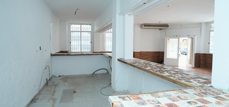 Torrevieja, Alicante, 3 Bedrooms Bedrooms, ,2 BathroomsBathrooms,Commercial Unit,Resale,0,75632247306086032