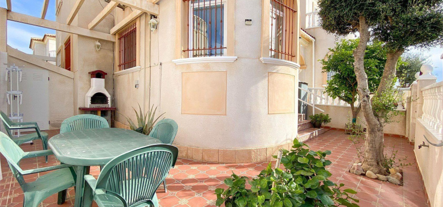 Torrevieja, Alicante, 3 Bedrooms Bedrooms, ,2 BathroomsBathrooms,Villa,Resale,0,75632233850460992