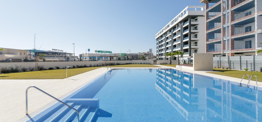 Torrevieja, Alicante, 3 Bedrooms Bedrooms, ,2 BathroomsBathrooms,Apartment,New,0,20955979746655848