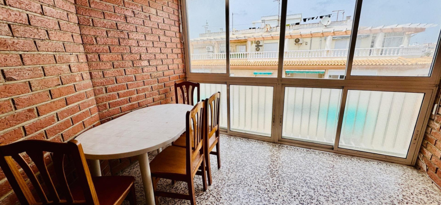 Torrevieja, Alicante, 3 Bedrooms Bedrooms, ,1 BathroomBathrooms,Apartment,Resale,0,75632285350512528