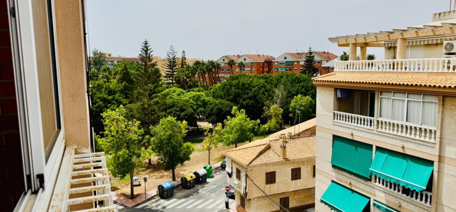 Torrevieja, Alicante, 3 Bedrooms Bedrooms, ,1 BathroomBathrooms,Apartment,Resale,0,75632285350512528