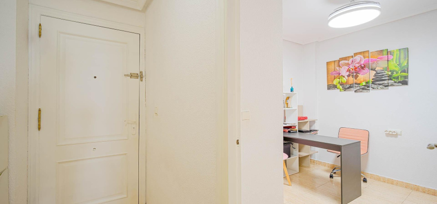 Torrevieja, Alicante, 2 Bedrooms Bedrooms, ,1 BathroomBathrooms,Apartment,Resale,0,75632109144300176