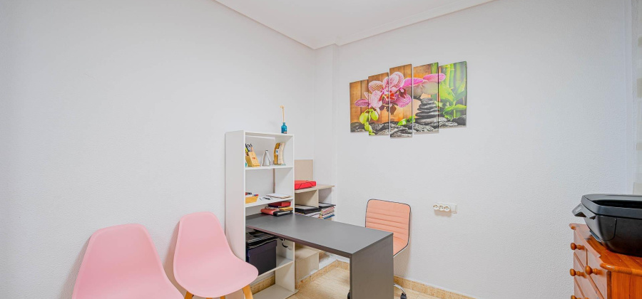 Torrevieja, Alicante, 2 Bedrooms Bedrooms, ,1 BathroomBathrooms,Apartment,Resale,0,75632109144300176