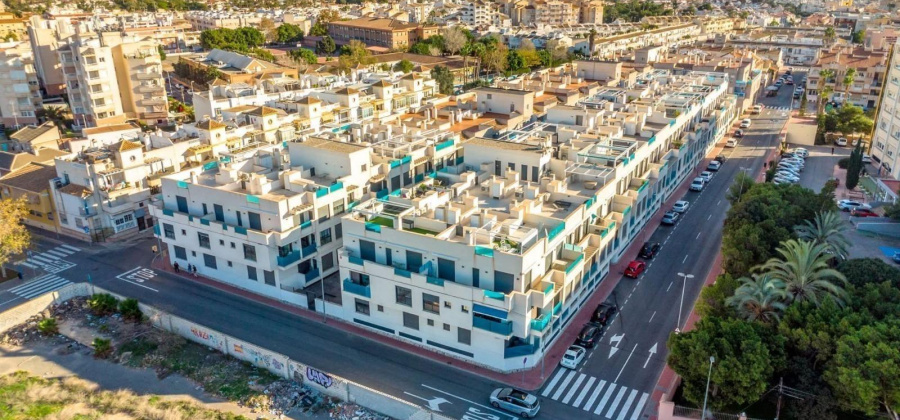 Torrevieja, Alicante, 2 Bedrooms Bedrooms, ,1 BathroomBathrooms,Apartment,Resale,0,75632160062265744