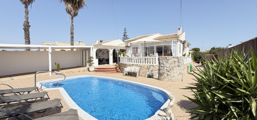 San Luis, Alicante, 3 Bedrooms Bedrooms, ,3 BathroomsBathrooms,Bungalow,Resale,0,10318687566943928