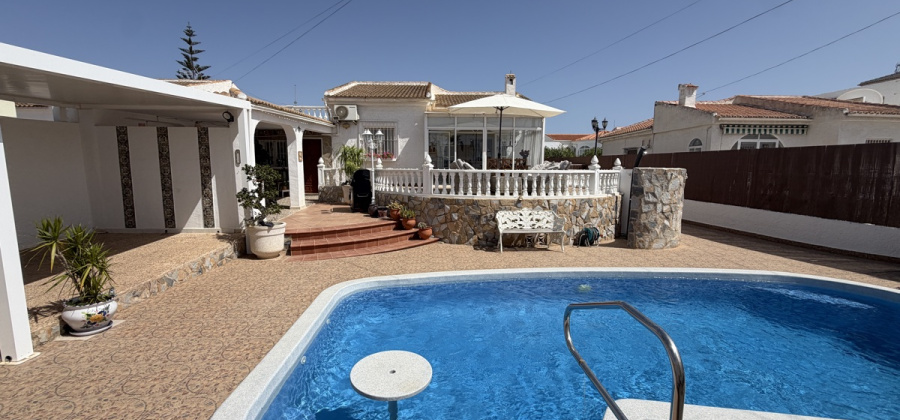 San Luis, Alicante, 3 Bedrooms Bedrooms, ,3 BathroomsBathrooms,Bungalow,Resale,0,10318687566943928