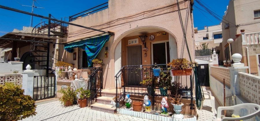 Torrevieja, Alicante, 2 Bedrooms Bedrooms, ,1 BathroomBathrooms,Bungalow,Resale,0,75632172462394304