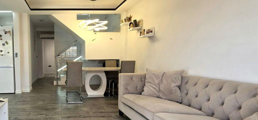 Torrevieja, Alicante, 4 Bedrooms Bedrooms, ,2 BathroomsBathrooms,Villa,Resale,0,75632160031528816