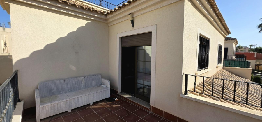 Torrevieja, Alicante, 4 Bedrooms Bedrooms, ,2 BathroomsBathrooms,Villa,Resale,0,75632160031528816