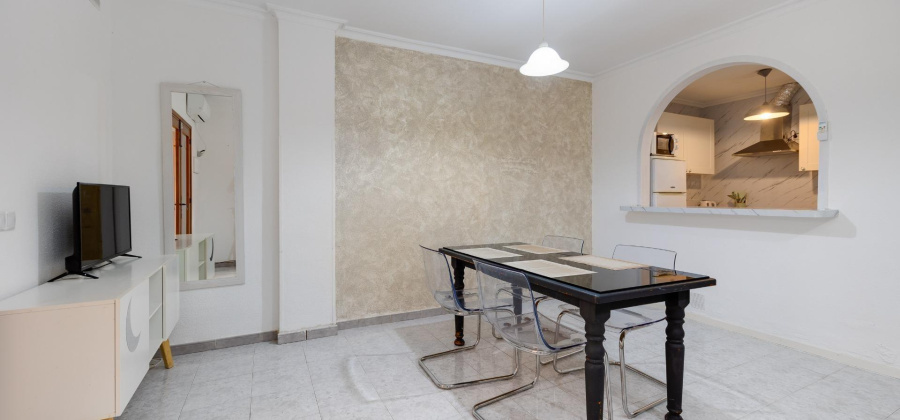 Torrevieja, Alicante, 2 Bedrooms Bedrooms, ,1 BathroomBathrooms,Apartment,Resale,0,75632219909941440