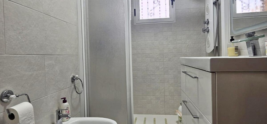 Torrevieja, Alicante, 6 Bedrooms Bedrooms, ,2 BathroomsBathrooms,Villa,Resale,0,7563274182941586