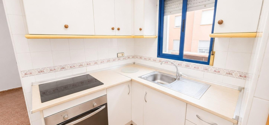 Torrevieja, Alicante, 3 Bedrooms Bedrooms, ,1 BathroomBathrooms,Apartment,Resale,0,75632245372404800
