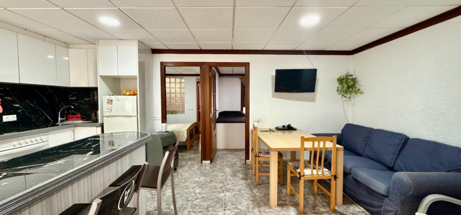 Torrevieja, Alicante, 4 Bedrooms Bedrooms, ,2 BathroomsBathrooms,Apartment,Resale,0,75632362530957744