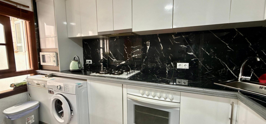 Torrevieja, Alicante, 4 Bedrooms Bedrooms, ,2 BathroomsBathrooms,Apartment,Resale,0,75632362530957744