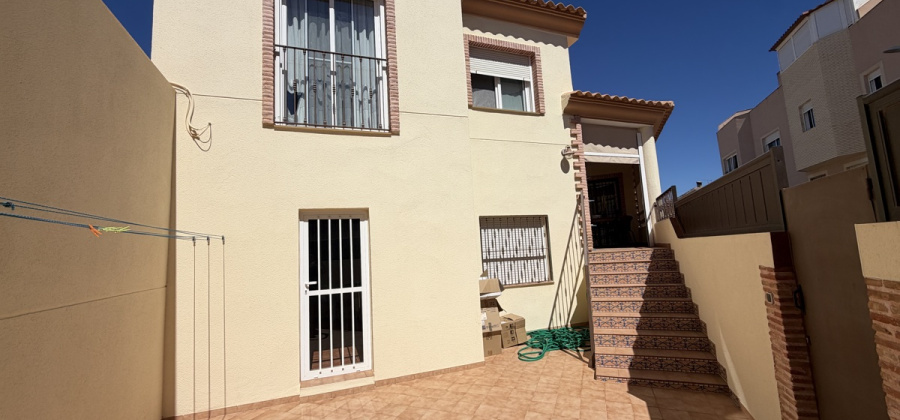 Pilar De La Horradada, Alicante, 4 Bedrooms Bedrooms, ,2 BathroomsBathrooms,Townhouse,Resale,0,103186215865608400