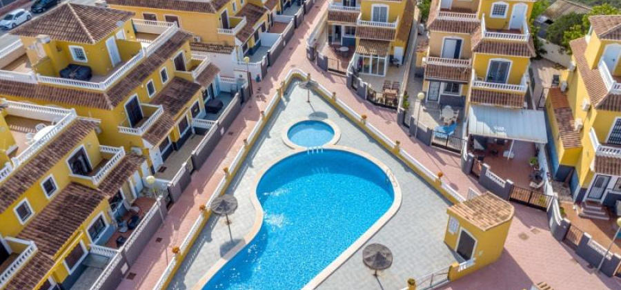 Orihuela Costa, Alicante, 3 Bedrooms Bedrooms, ,2 BathroomsBathrooms,Townhouse,Resale,0,75632146318860960
