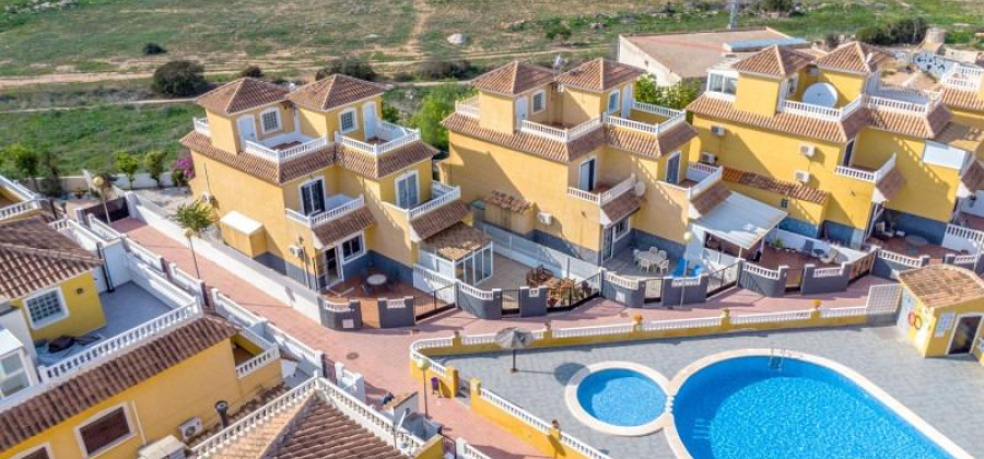 Orihuela Costa, Alicante, 3 Bedrooms Bedrooms, ,2 BathroomsBathrooms,Townhouse,Resale,0,75632146318860960