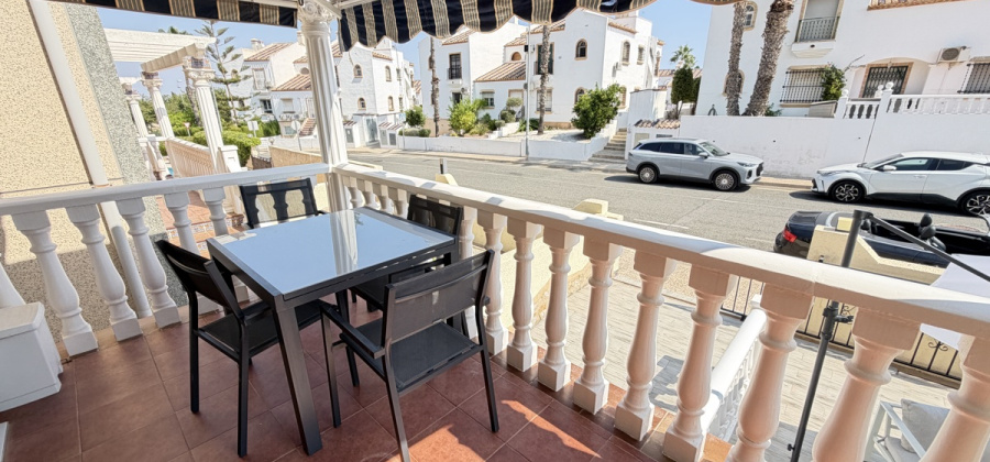 Villamartin, Alicante, 5 Bedrooms Bedrooms, ,3 BathroomsBathrooms,Villa,Resale,0,103186142090864464