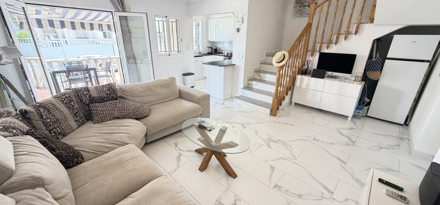 Villamartin, Alicante, 5 Bedrooms Bedrooms, ,3 BathroomsBathrooms,Villa,Resale,0,103186142090864464