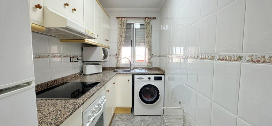 Torrevieja, Alicante, 2 Bedrooms Bedrooms, ,1 BathroomBathrooms,Apartment,Resale,0,75632156771771264