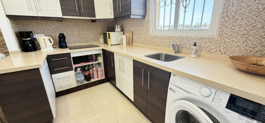 Cabo Roig, Alicante, 3 Bedrooms Bedrooms, ,1 BathroomBathrooms,Apartment,Resale,0,10318682410842756