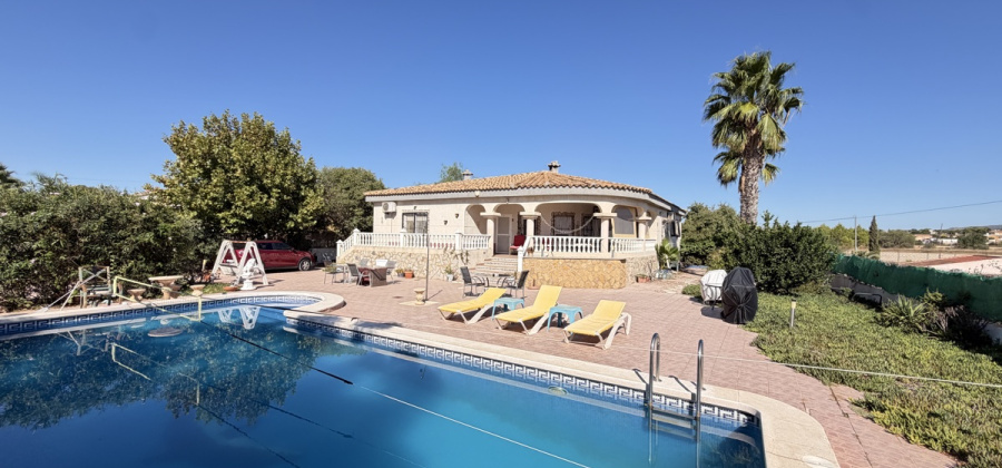 Gea de Truyols, Alicante, 6 Bedrooms Bedrooms, ,3 BathroomsBathrooms,Villa,Resale,0,103186142852015024
