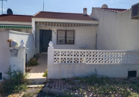 Torrevieja, Alicante, 2 Bedrooms Bedrooms, ,1 BathroomBathrooms,Apartment,Resale,0,7563299481074599