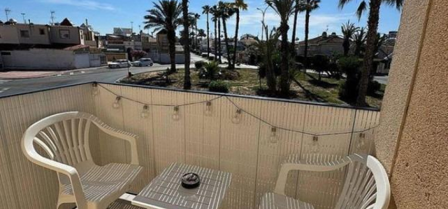 Torrevieja, Alicante, 3 Bedrooms Bedrooms, ,1 BathroomBathrooms,Townhouse,Resale,0,75632142610834592