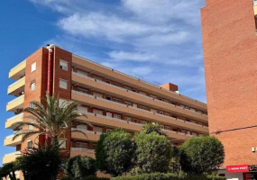 Torrevieja, Alicante, 3 Bedrooms Bedrooms, ,1 BathroomBathrooms,Apartment,Resale,0,75632247032289984 Torrevieja, Alicante, 3 Bedrooms Bedrooms, ,1 BathroomBathrooms,Apartment,Resale,0,75632247032289984