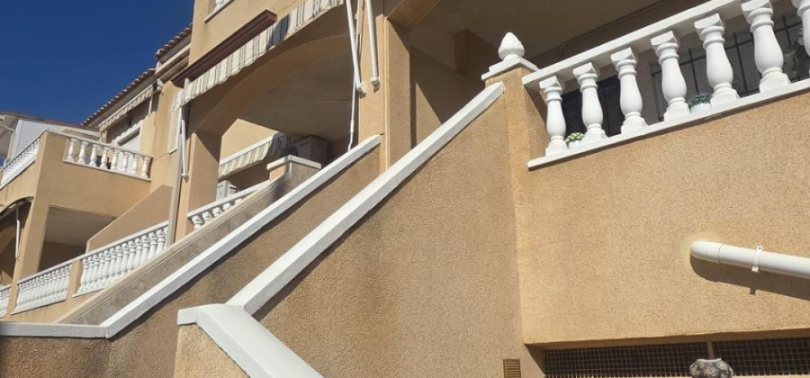 Torrevieja, Alicante, 3 Bedrooms Bedrooms, ,1 BathroomBathrooms,Bungalow,Resale,0,7563283594688370