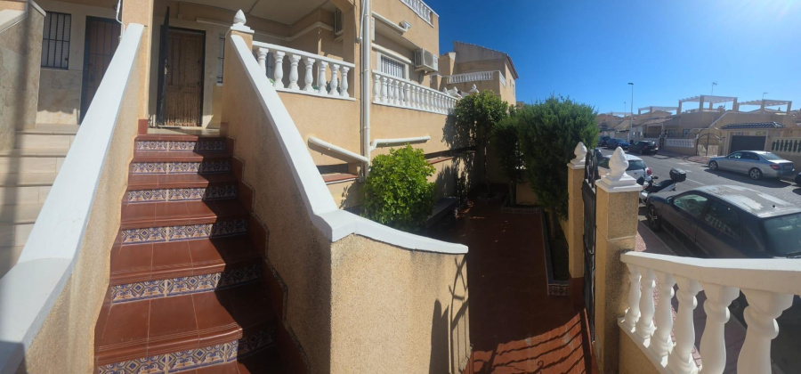 Torrevieja, Alicante, 3 Bedrooms Bedrooms, ,1 BathroomBathrooms,Bungalow,Resale,0,7563283594688370