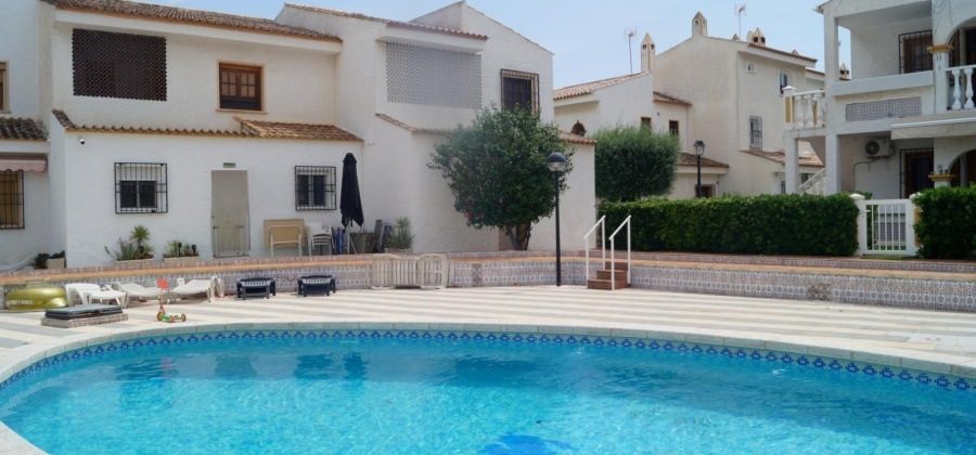 Orihuela Costa, Alicante, 2 Bedrooms Bedrooms, ,1 BathroomBathrooms,Bungalow,Resale,0,75632143885034864