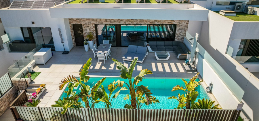 Rojales, Alicante, 4 Bedrooms Bedrooms, ,4 BathroomsBathrooms,Villa,Resale,0,103536245468780384