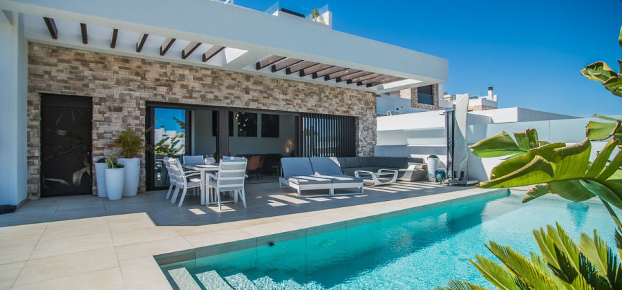 Rojales, Alicante, 4 Bedrooms Bedrooms, ,4 BathroomsBathrooms,Villa,Resale,0,103536245468780384