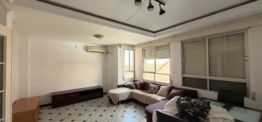 Torrevieja, Alicante, 3 Bedrooms Bedrooms, ,1 BathroomBathrooms,Apartment,Resale,0,75632150333338544