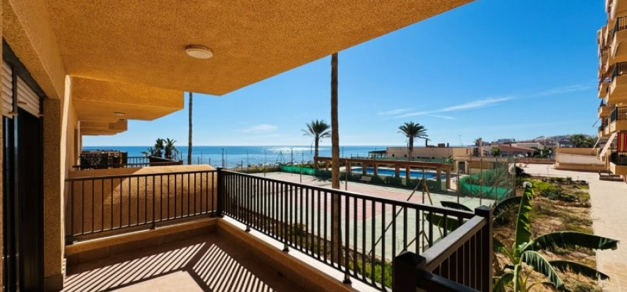 La Mata, Alicante, 3 Bedrooms Bedrooms, ,2 BathroomsBathrooms,Apartment,Resale,0,291685246711280256