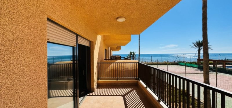 La Mata, Alicante, 3 Bedrooms Bedrooms, ,2 BathroomsBathrooms,Apartment,Resale,0,291685246711280256