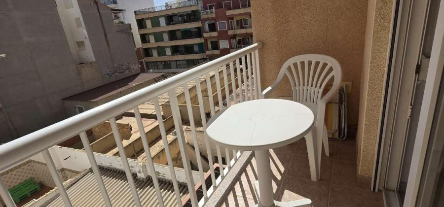 Torrevieja, Alicante, 3 Bedrooms Bedrooms, ,1 BathroomBathrooms,Apartment,Resale,0,75632233028494000