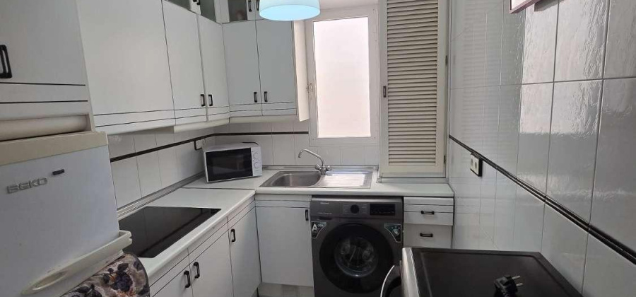 Torrevieja, Alicante, 3 Bedrooms Bedrooms, ,1 BathroomBathrooms,Apartment,Resale,0,75632233028494000
